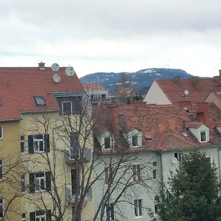 - Zentrumsnähe Privatunterkunft *